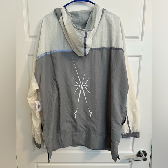 Star Wars Off-White and Grey Half Zip Reflective Windbreaker Jacket - Picture 5 of 5